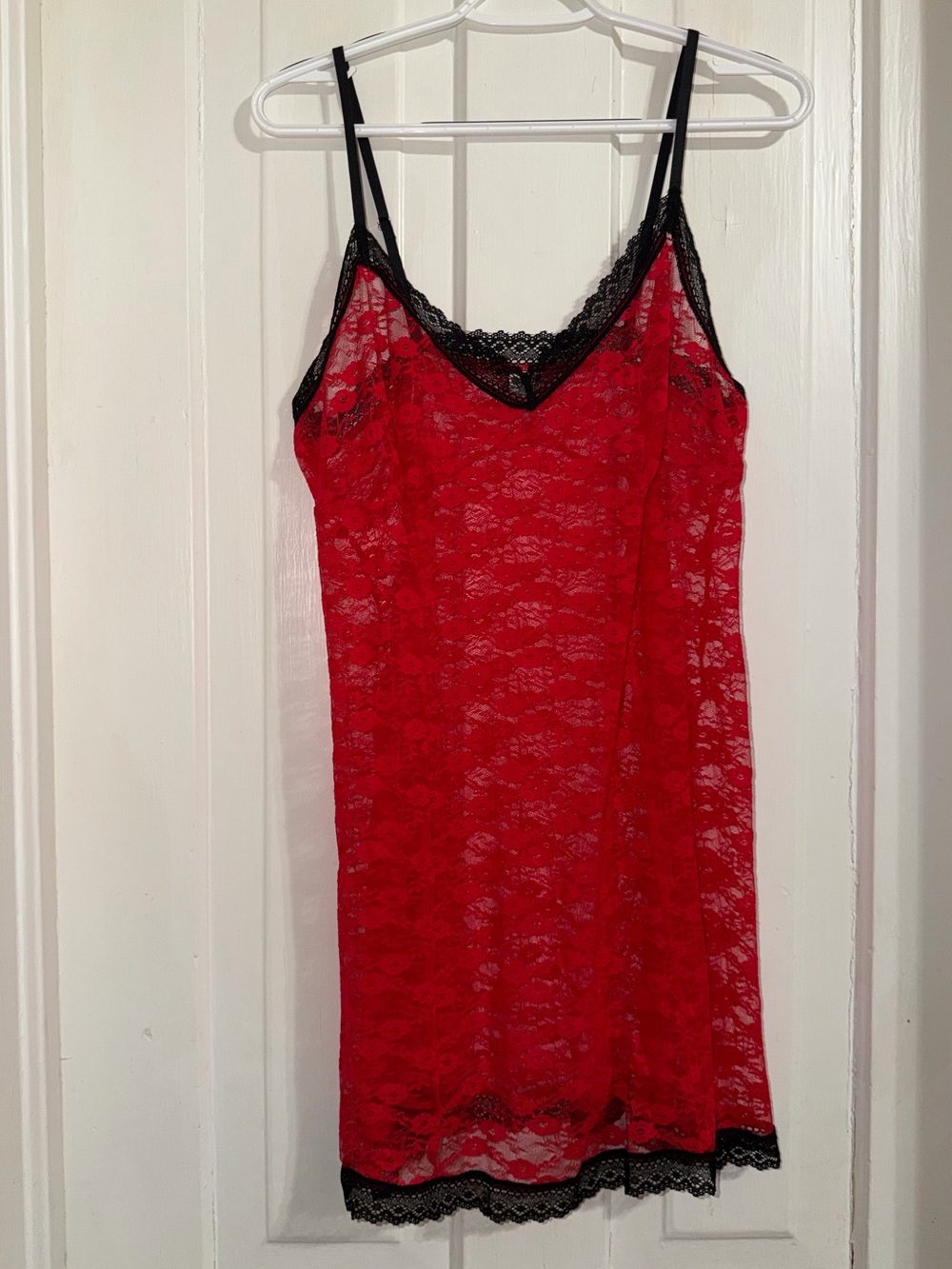 Women's XL 16-18 Secret Treasures‎ Red Lace Chemise with Black Trim sleep dress